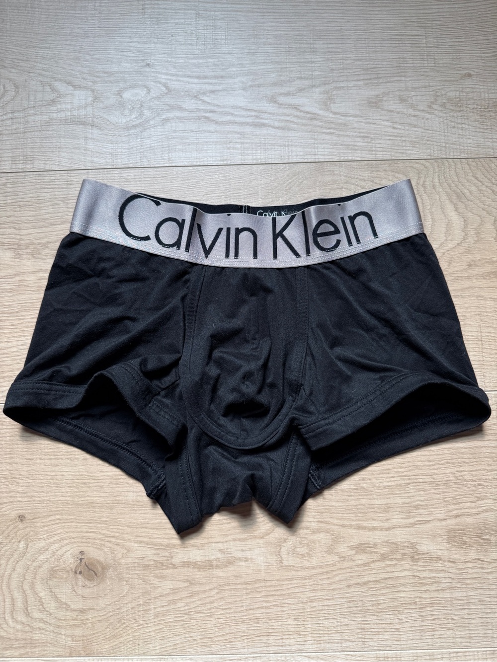 Calvin Klein Men’s Microfiber Stretch Steel Low Rise Trunk Underwear Like New - Picture 4 of 7